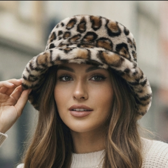 None Accessories - Leopard Print Faux Fur Bucket Hat